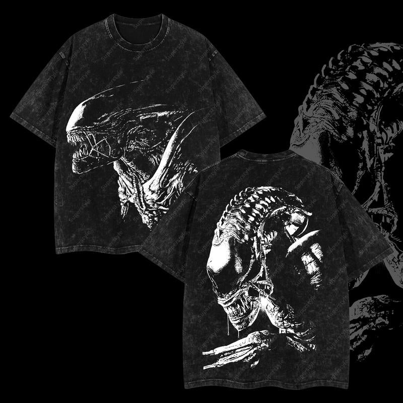 Xenomorph Alien Horror Screamer Alien vs. Predator AVP Edition Double Printed Oversize Lightweight Acid Washed T-Shirt